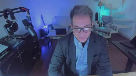 Snapshot of andy0pandi chatting on 19, 7, 2026 Andrew online show from 19, 7, 2026