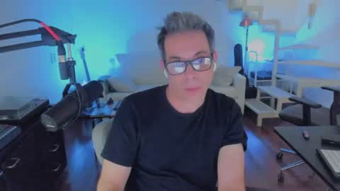 Snapshot of andy0pandi chatting on 25, 7, 2026 Andrew online show from 25, 7, 2026
