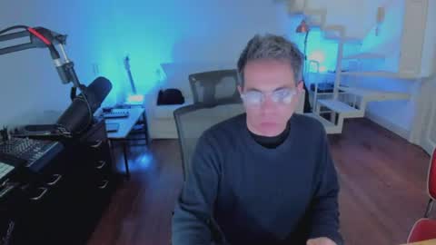 Snapshot of andy0pandi chatting on 30, 7, 2026 Andrew online show from 30, 7, 2026