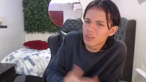 Snapshot of andy_dan1 chatting on 2, 2, 2025 andy_dan1 online show from 2, 2, 2025