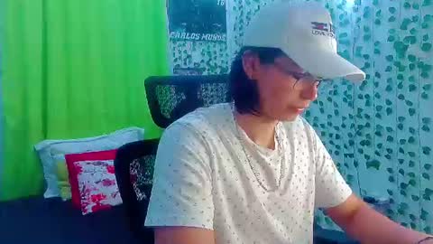 Snapshot of andy_gray01 chatting on 9, 7, 2026 Andy Gray online show from 9, 7, 2026