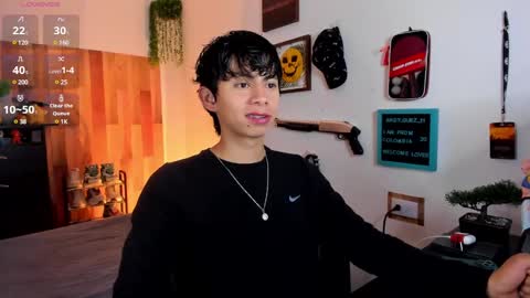 andy_guez_11 online show from 20, 2, 2025