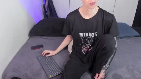 twx Andy twink3 online show from 21, 1, 2025