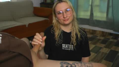 Cherry online show from 7, 4, 2026