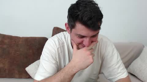 Andy Fame online show from 7, 4, 2026