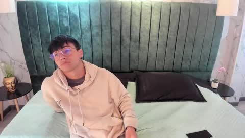 Andy Joy  online show from 9, 10, 2025