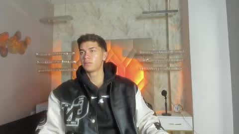 Snapshot of andypalmer_ chatting on 24, 12, 2024 andy palmer online show from 24, 12, 2024