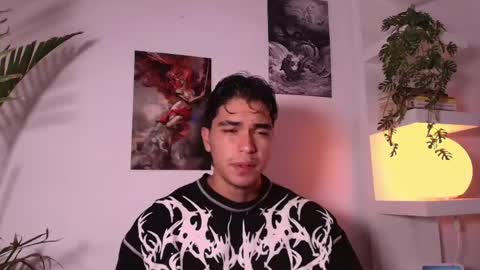 Snapshot of andypalmerr chatting on 25, 4, 2026 andypalmerr online show from 25, 4, 2026