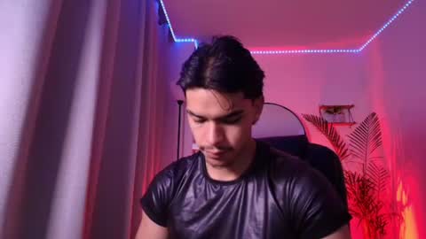 Snapshot of andypalmerr chatting on 27, 7, 2026 andypalmerr online show from 27, 7, 2026