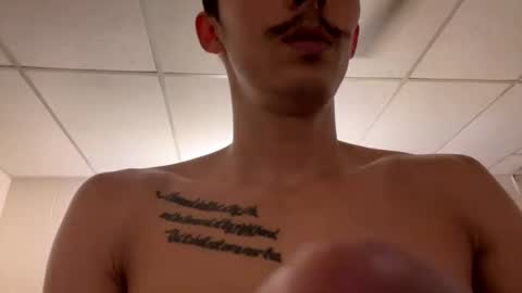 Snapshot of andyshowsforu chatting on 17, 12, 2024 andyshowsforu online show from 17, 12, 2024