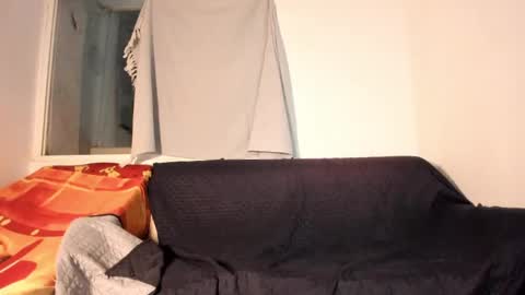          online show from 15, 5, 2026