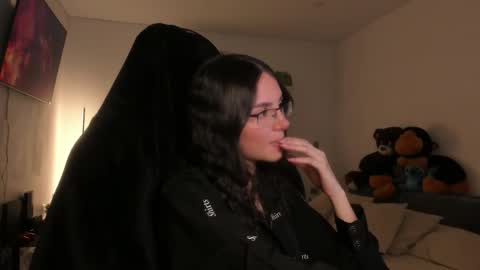      online show from 1, 3, 2026