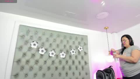 Snapshot of anette_cooper chatting on 14, 7, 2026 anette_cooper online show from 14, 7, 2026