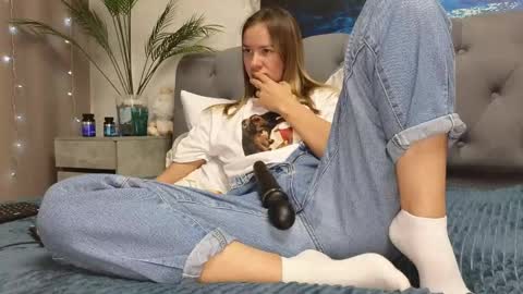 Snapshot of ange1ok chatting on 5, 5, 2026 ange1ok online show from 5, 5, 2026