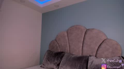 Angel  online show from 11, 9, 2025