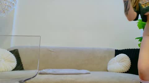 angel__vibe online show from 6, 3, 2026