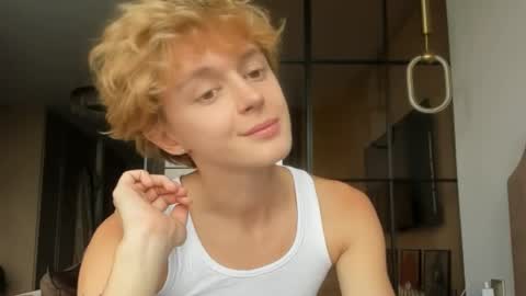 angel_andreww online show from 13, 5, 2026