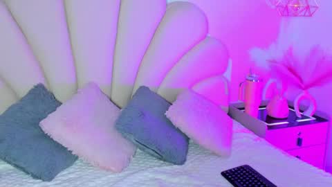 Angel online show from 6, 7, 2026