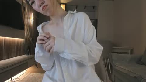 Snapshot of angel_cakee chatting on 6, 7, 2026 Luluu Chu online show from 6, 7, 2026