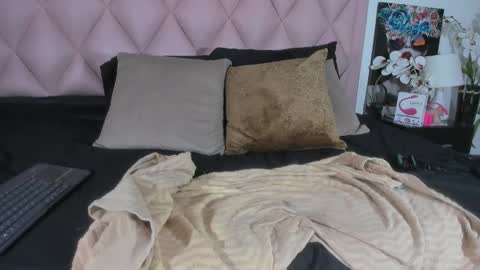 Angel  online show from 30, 12, 2024