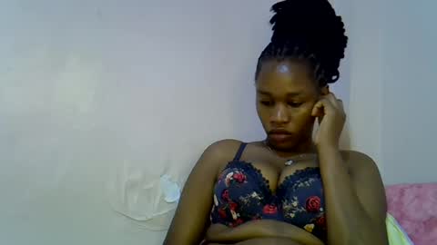 angel_mia5 online show from 28, 7, 2026