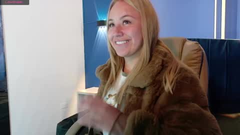 Angel online show from 19, 4, 2026