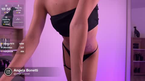 Snapshot of angela_bonetti chatting on 15, 12, 2024 Angela Bonetti online show from 15, 12, 2024