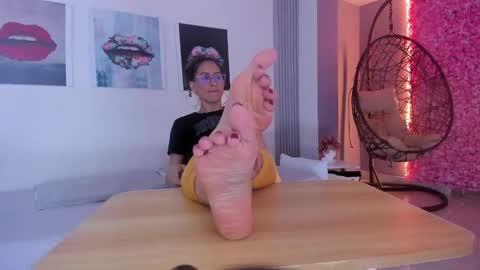 A N G E LA.  online show from 15, 9, 2025