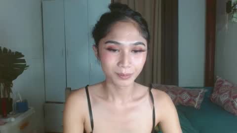 angela online show from 28, 2, 2025