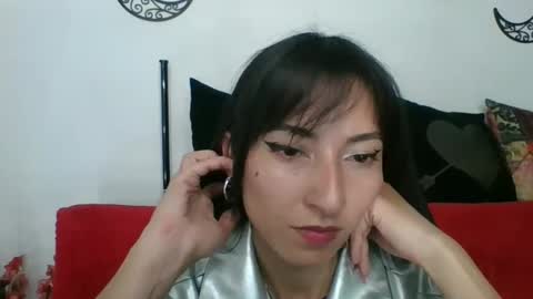 Snapshot of angela_mis chatting on 25, 12, 2024 Angela online show from 25, 12, 2024
