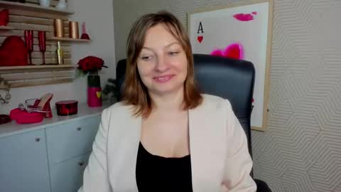 Angela online show from 15, 4, 2026