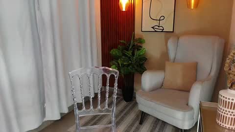 Angela online show from 17, 12, 2024