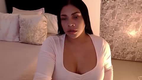 Angela online show from 15, 9, 2025