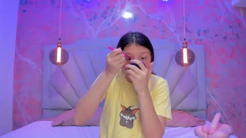 ANGELA online show from 30, 1, 2025