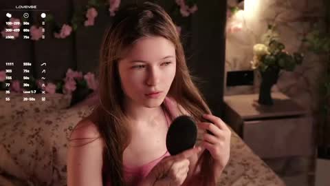 Snapshot of angelabalay chatting on 8, 6, 2026 Mary online show from 8, 6, 2026