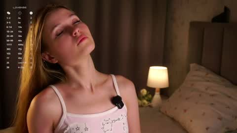 Snapshot of angelabalay chatting on 23, 7, 2026 Mary online show from 23, 7, 2026