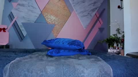 Angela online show from 5, 2, 2025