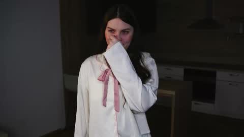 Olivia online show from 26, 11, 2025