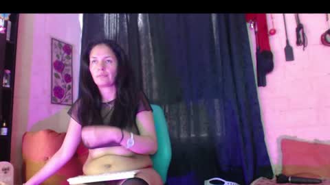 Angela online show from 8, 6, 2026
