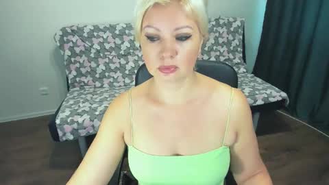 glow online show from 8, 11, 2025