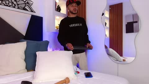 Angel online show from 18, 4, 2026