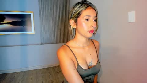 Snapshot of angelbae_ chatting on 5, 2, 2025 AngelBae online show from 5, 2, 2025