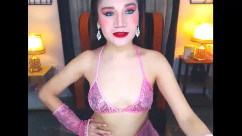 Snapshot of angelcumfallen chatting on 1, 2, 2025 Angel online show from 1, 2, 2025