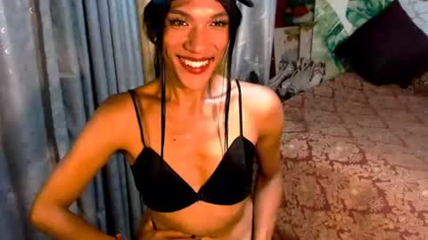 Snapshot of angeldark_satisfactionxxx chatting on 24, 11, 2025 ANGELDARK online show from 24, 11, 2025