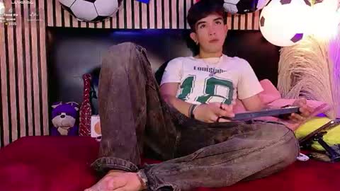 Snapshot of angeldustt_19 chatting on 19, 6, 2026 Angel dust online show from 19, 6, 2026