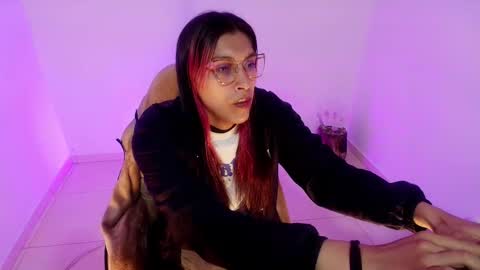 angele online show from 11, 3, 2026