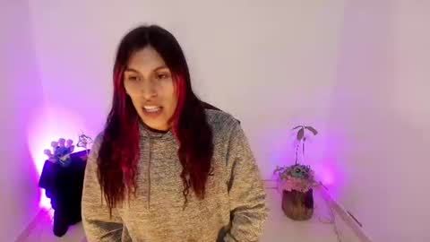Snapshot of angele_johnson chatting on 11, 6, 2026 angele online show from 11, 6, 2026