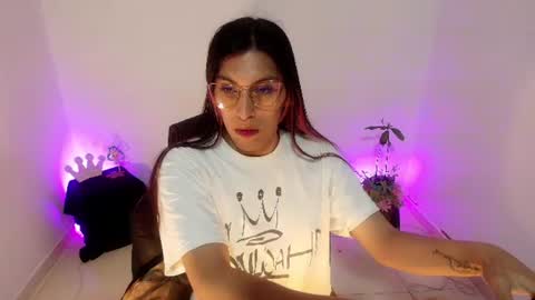 Snapshot of angele_johnson chatting on 2, 8, 2026 angele online show from 2, 8, 2026
