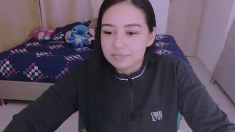 Snapshot of angeleslinda chatting on 8, 12, 2024 anastasia online show from 8, 12, 2024