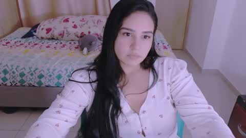 Snapshot of angeleslinda chatting on 20, 12, 2024 anastasia online show from 20, 12, 2024